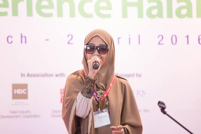 Lagu Ana Uhibbuka Fillah Milik Penyanyi Asal Pekanbaru Aci Cahaya